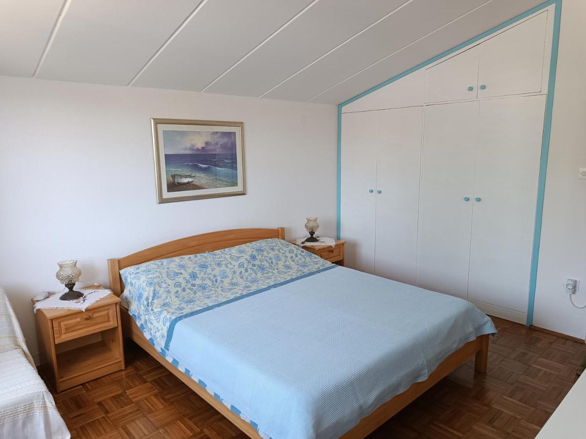 Levak Apartments - Apt. 1 Pjescana Uvala Kültér fotó