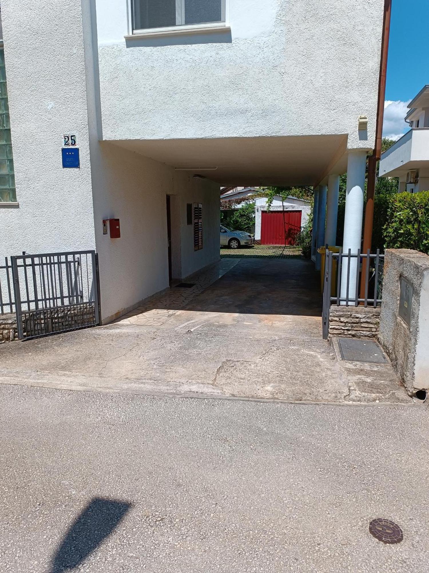 Levak Apartments - Apt. 1 Pjescana Uvala Kültér fotó